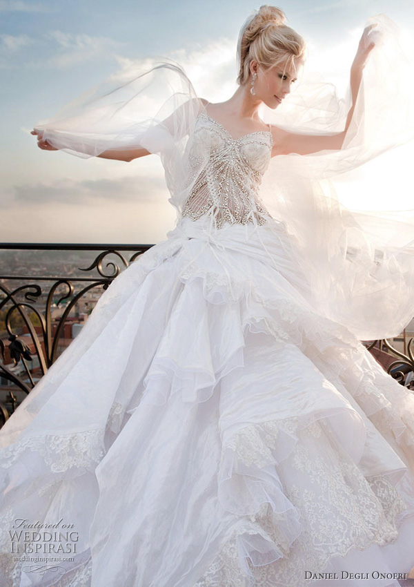 daniel-degli-onofri-wedding-dresses